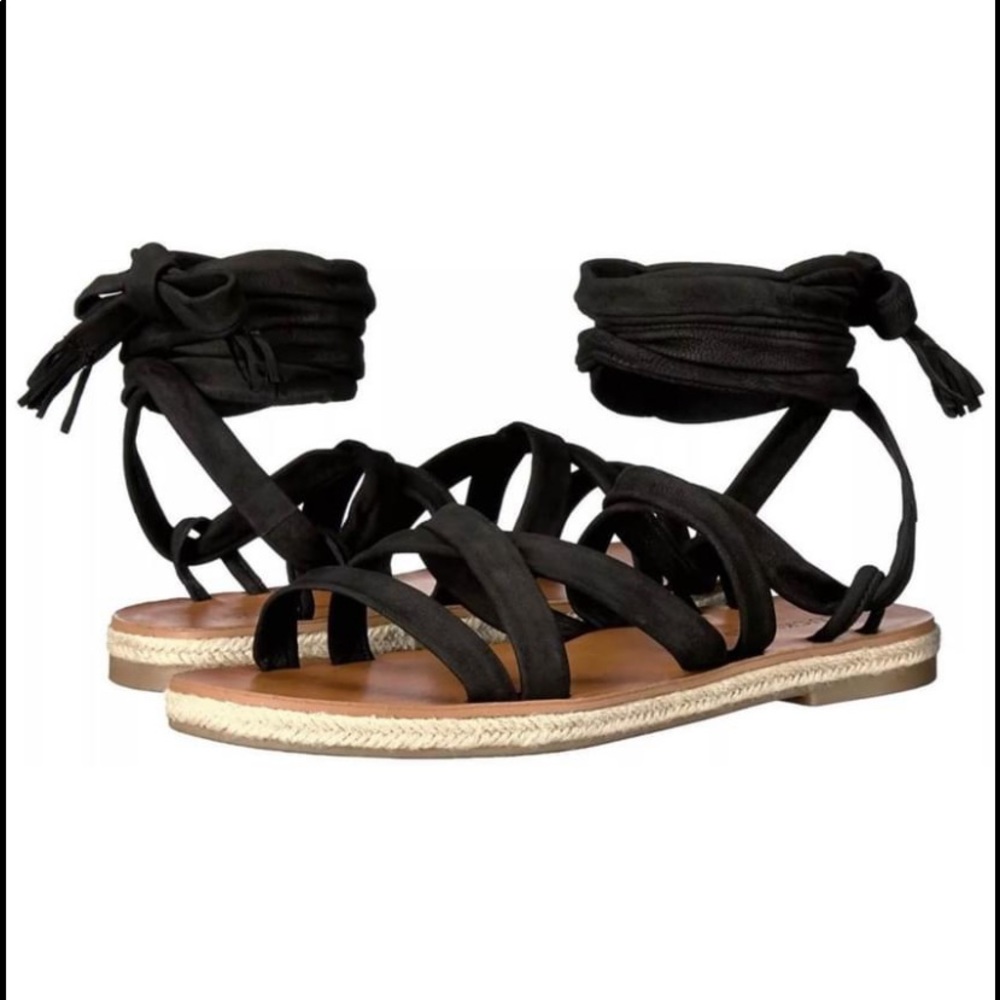 NWT- Lucky Brand strappy, gladiator sandal